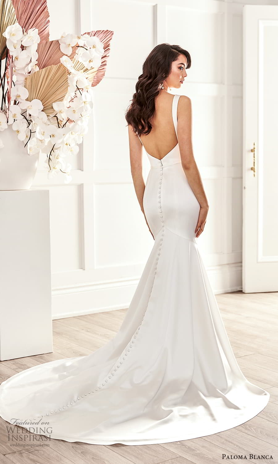 paloma blanca fall 2021 bridal sleeveless straps sweetheart neckline clean minimalist fit flare sheath wedding dress chapel train low back (6) bv