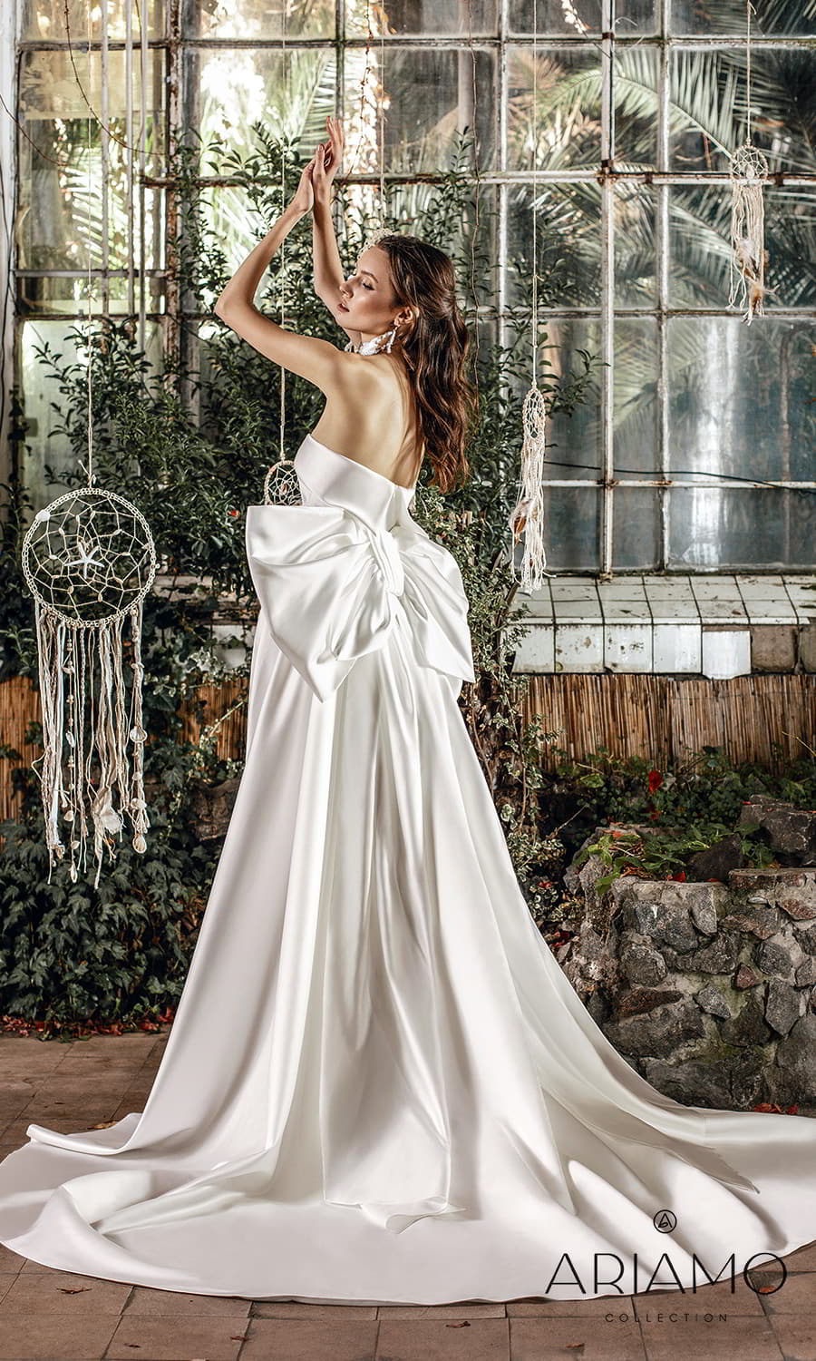 ariamo 2022 bridal strapless straight across neckline clean minimalist column sheath wedding dress chapel train (stacy) bv