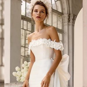 luce sposa 2022 symphony flowers bridal collection featured on wedding inspirasi homepage splash