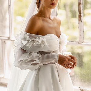 luce sposa 2022 symphony flowers bridal long bishop balloon sleeve off shoulder sweetheart neckline clean minimalist a line ball gown wedding dress chapel train (angela) zv