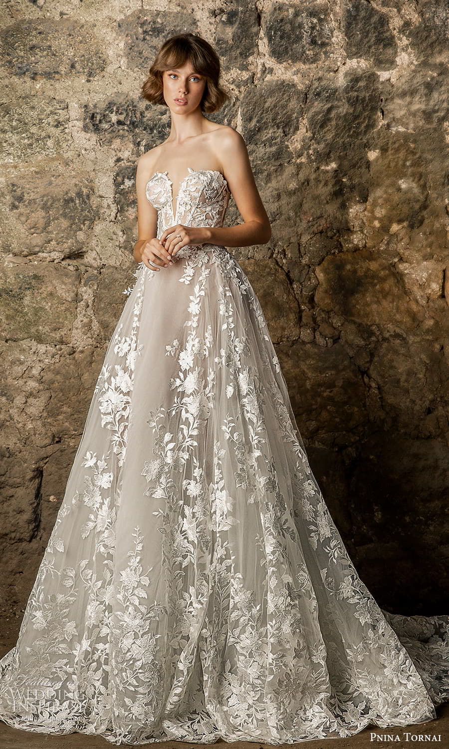 pnina tornai 2021 bridal strapless sweetheart neckline embellished bodice a line ball gown wedding dress chapel train blush (10) mv pnina tornai 2021 bridal strapless sweetheart neckline embellished bodice a line ball gown wedding dress chapel train blush (10) mv