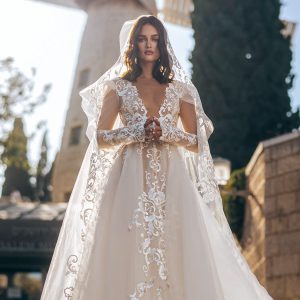 berta fall 2022 bridal collection featured on wedding inspirasi thumbnail
