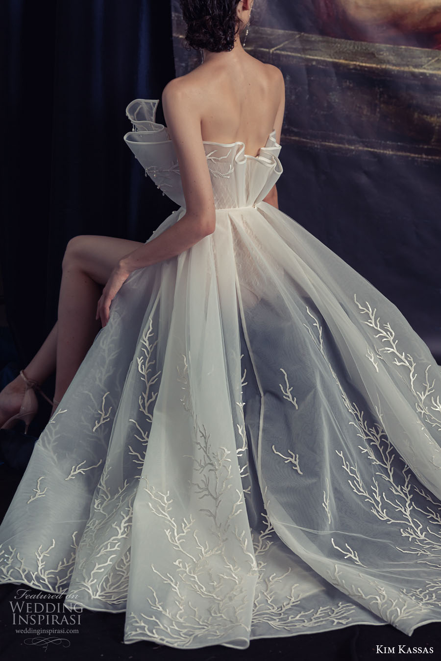 kim kassa couture fall 2022 bridal strapless crumb catcher neckline full embellishment glamorous a line wedding dress slit skirt sweep train (10) zbv kim kassa couture fall 2022 bridal strapless crumb catcher neckline full embellishment glamorous a line wedding dress slit skirt sweep train (10) zbv