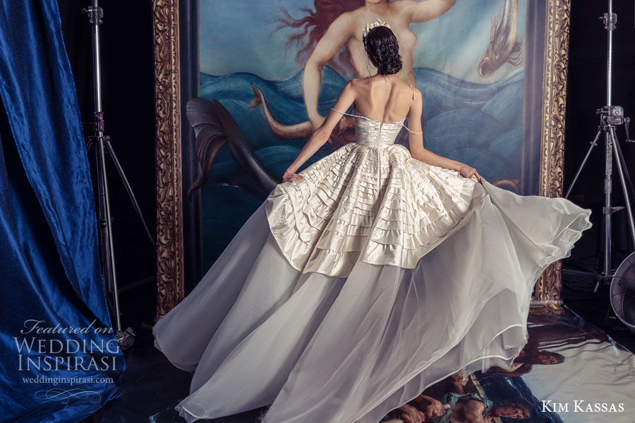 kim kassa couture fall 2022 bridal strapless neckline simple bodice glamorous sheath wedding dress a line overskirt chapel train (11) bv kim kassa couture fall 2022 bridal strapless neckline simple bodice glamorous sheath wedding dress a line overskirt chapel train (11) bv
