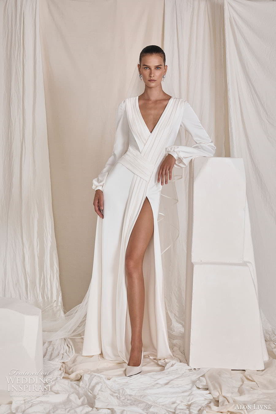 alon livne 2022 bridal long bishop sleeve v neckline surplice bodice clean minimalist column a line wedding dress (12) mv 