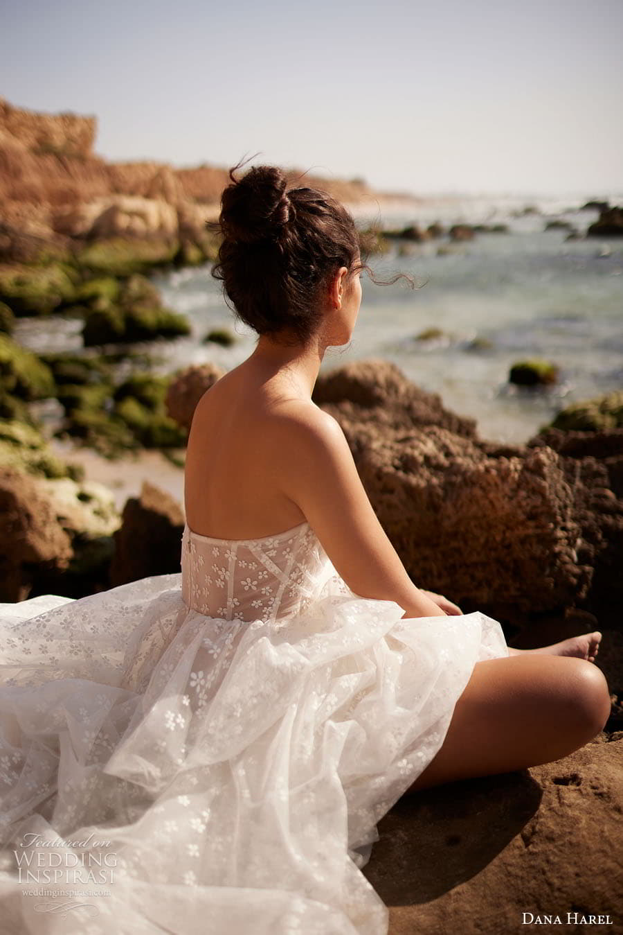 dana harel spring 2023 bridal strapless sweetheart necklnie fully embellished a line high low wedding dress (6) zbv