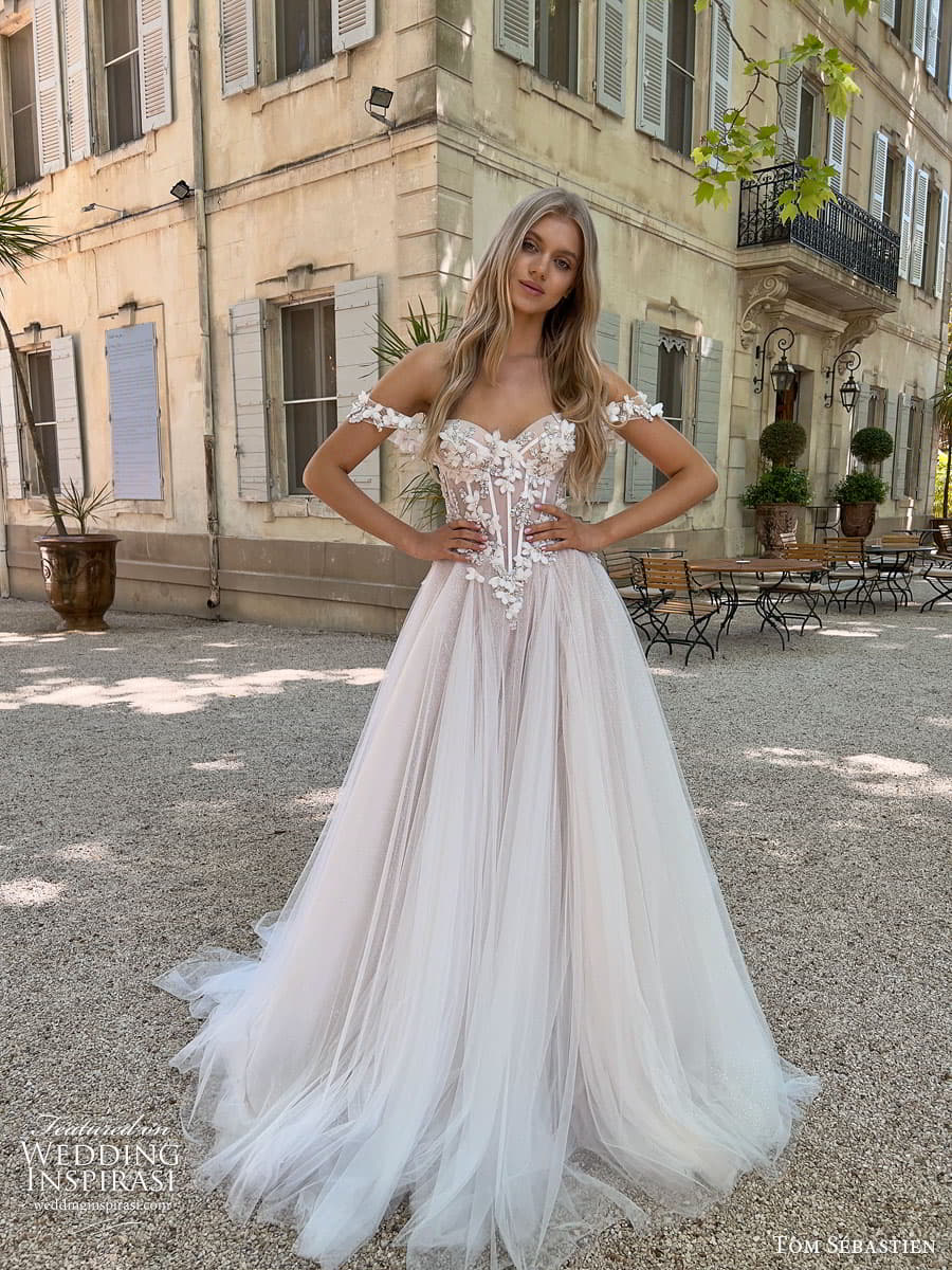 tom sebastien spring 2023 bridal long puff sleeve strapless sweetheart lace fit flare sheath mermaid wedding dress chapel train emma 2 tom sebastien spring 2023 bridal long puff sleeve strapless sweetheart lace fit flare sheath mermaid wedding dress chapel train emma 2