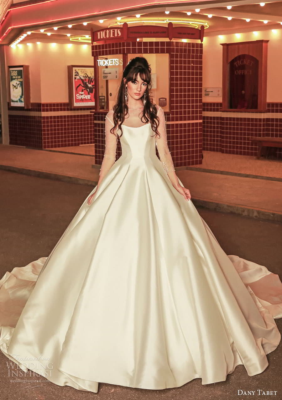 dany tabet 2022 bridal strap sleeveless strapless sweetheart straight across v neckline romantic minimalist a line ball gown wedding dress chapel train margaux front dany tabet 2022 bridal strap sleeveless strapless sweetheart straight across v neckline romantic minimalist a line ball gown wedding dress chapel train margaux front