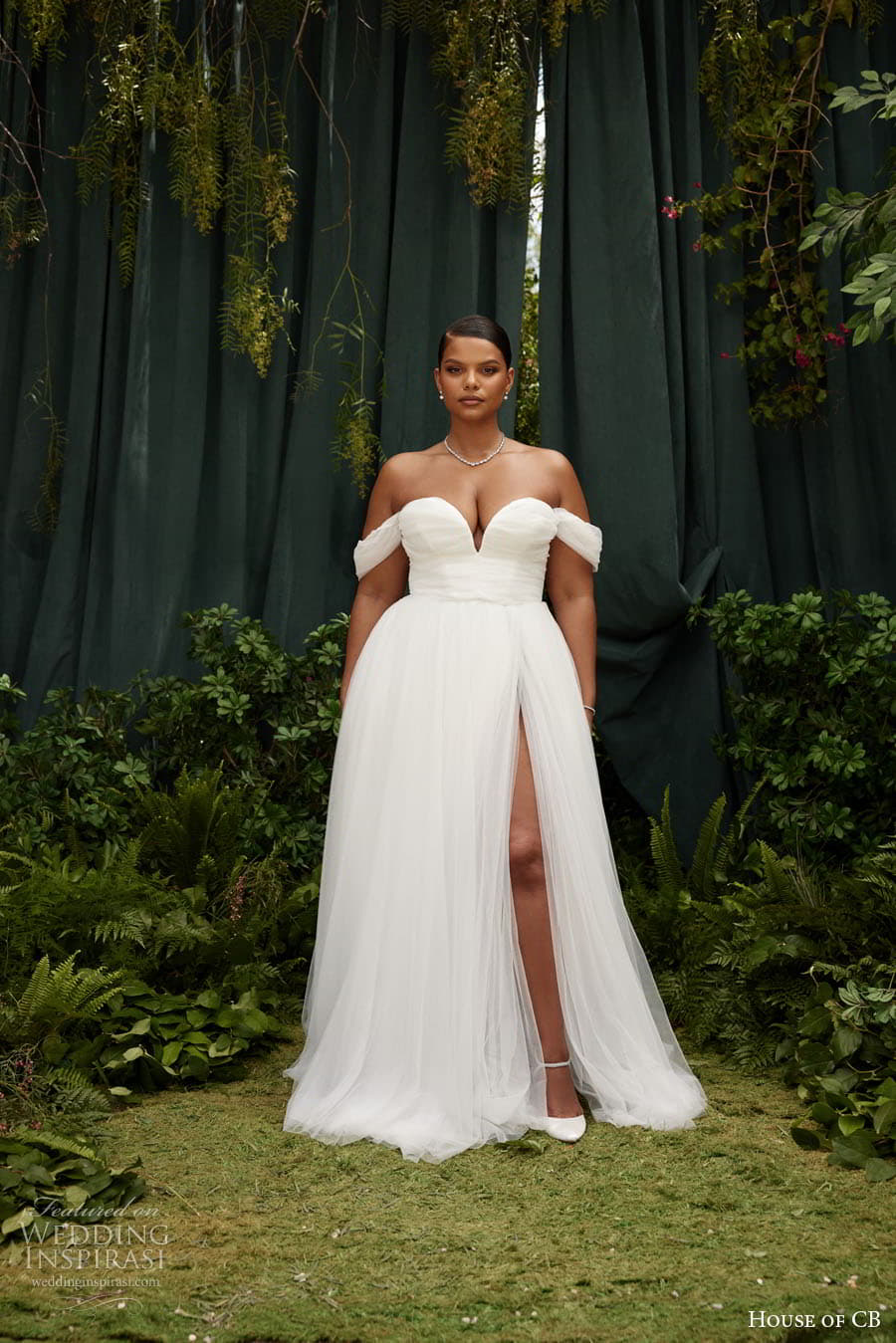 house of cb 2022 bridal detached sleeve sleeveless strapless sweetheart neckline sexy sheath mermaid wedding dress chapel train 04 08 house of cb 2022 bridal detached sleeve sleeveless strapless sweetheart neckline sexy sheath mermaid wedding dress chapel train 04 08