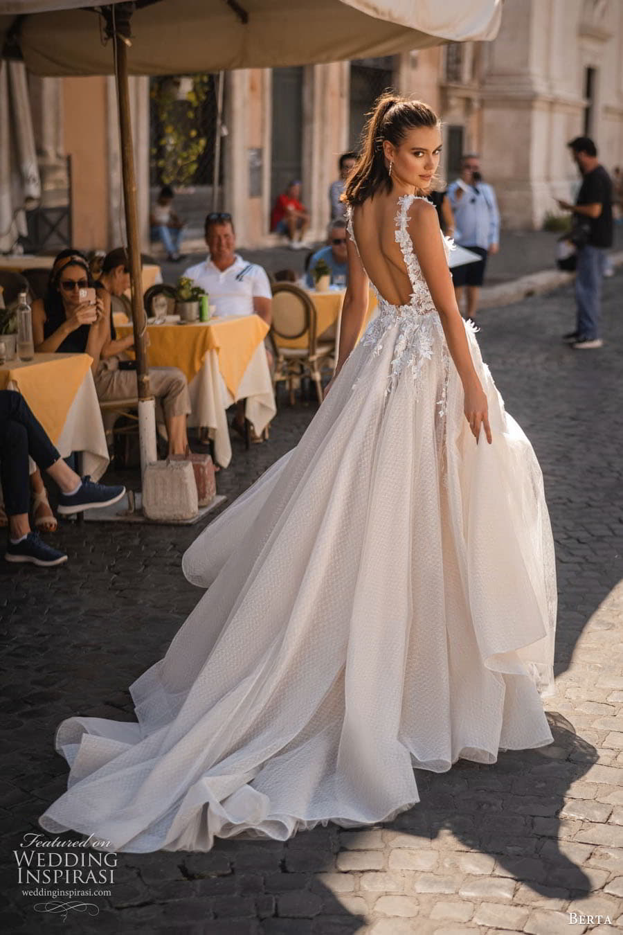 berta fall 2023 bridal detached sleeve sleeveless v sweetheart scoop neckline a line ball gown wedding dress chapel train 104 (4) berta fall 2023 bridal detached sleeve sleeveless v sweetheart scoop neckline a line ball gown wedding dress chapel train 104 (4)