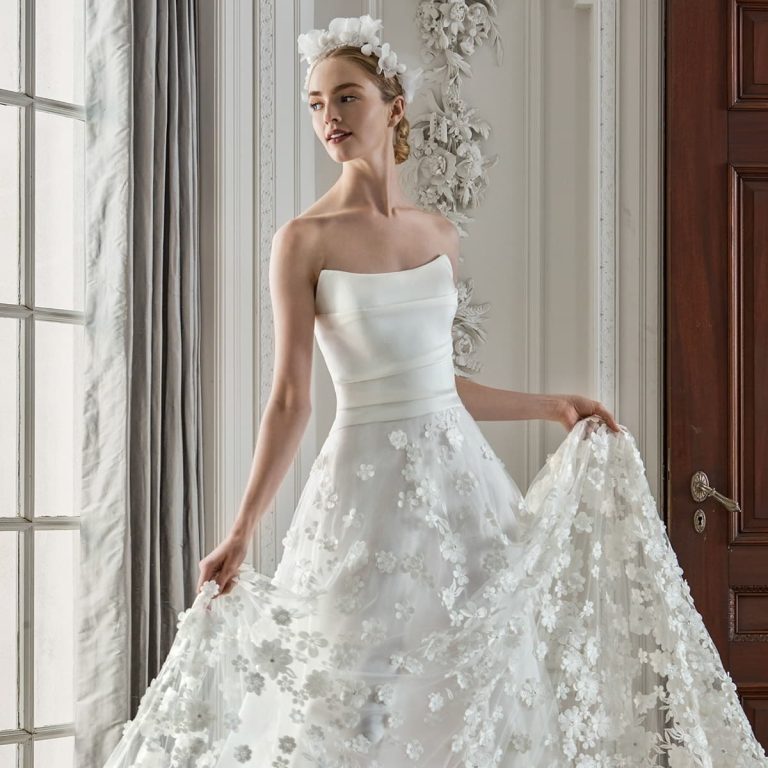 10 Wedding Dress Trends for 2023 Brides | Wedding Inspirasi