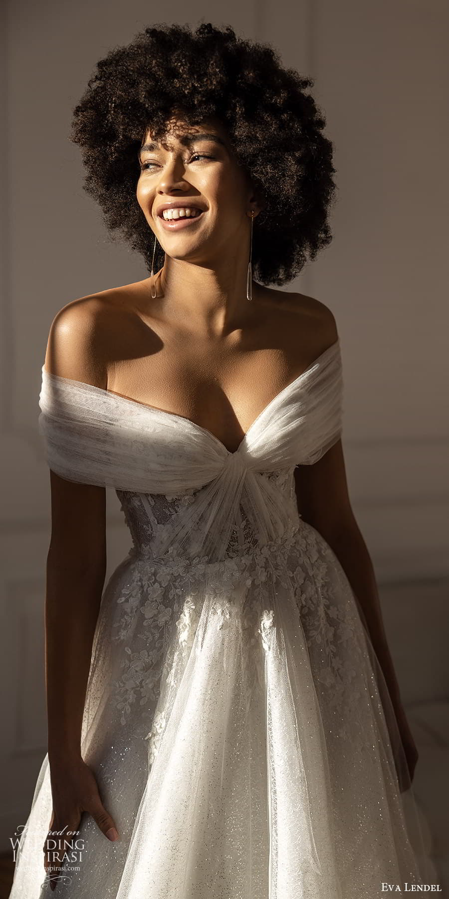 eva lendel fall 2023 bridal off shoulder straps strapless sweetheart neckline embellished bodice a line ball gown wedding dress chapel train (37) mv eva lendel fall 2023 bridal off shoulder straps strapless sweetheart neckline embellished bodice a line ball gown wedding dress chapel train (37) mv
