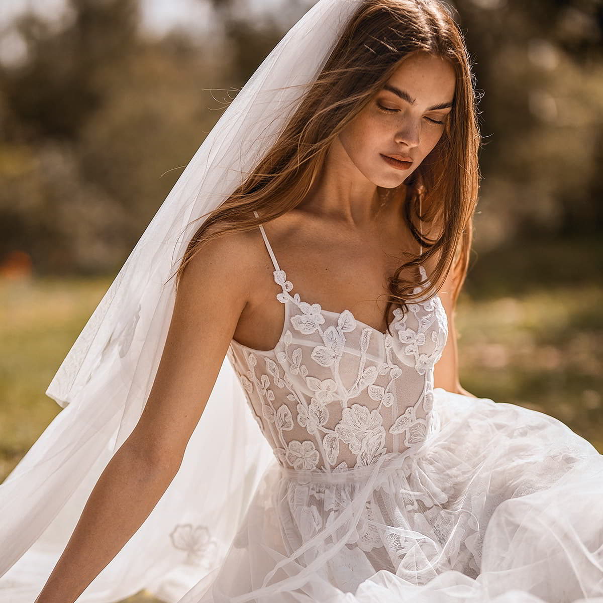 arava polak spring 2024 bridal collection featured on wedding inspirasi thumbnail