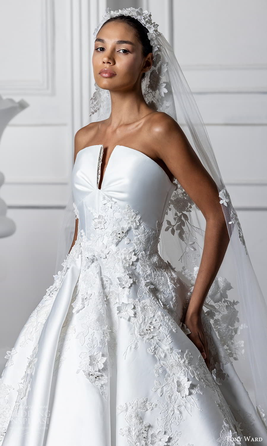 tony ward fall 2024 bridal strapless curved split neckline embellished ball gown wedding dress chapel train (8) zv tony ward fall 2024 bridal strapless curved split neckline embellished ball gown wedding dress chapel train (8) zv