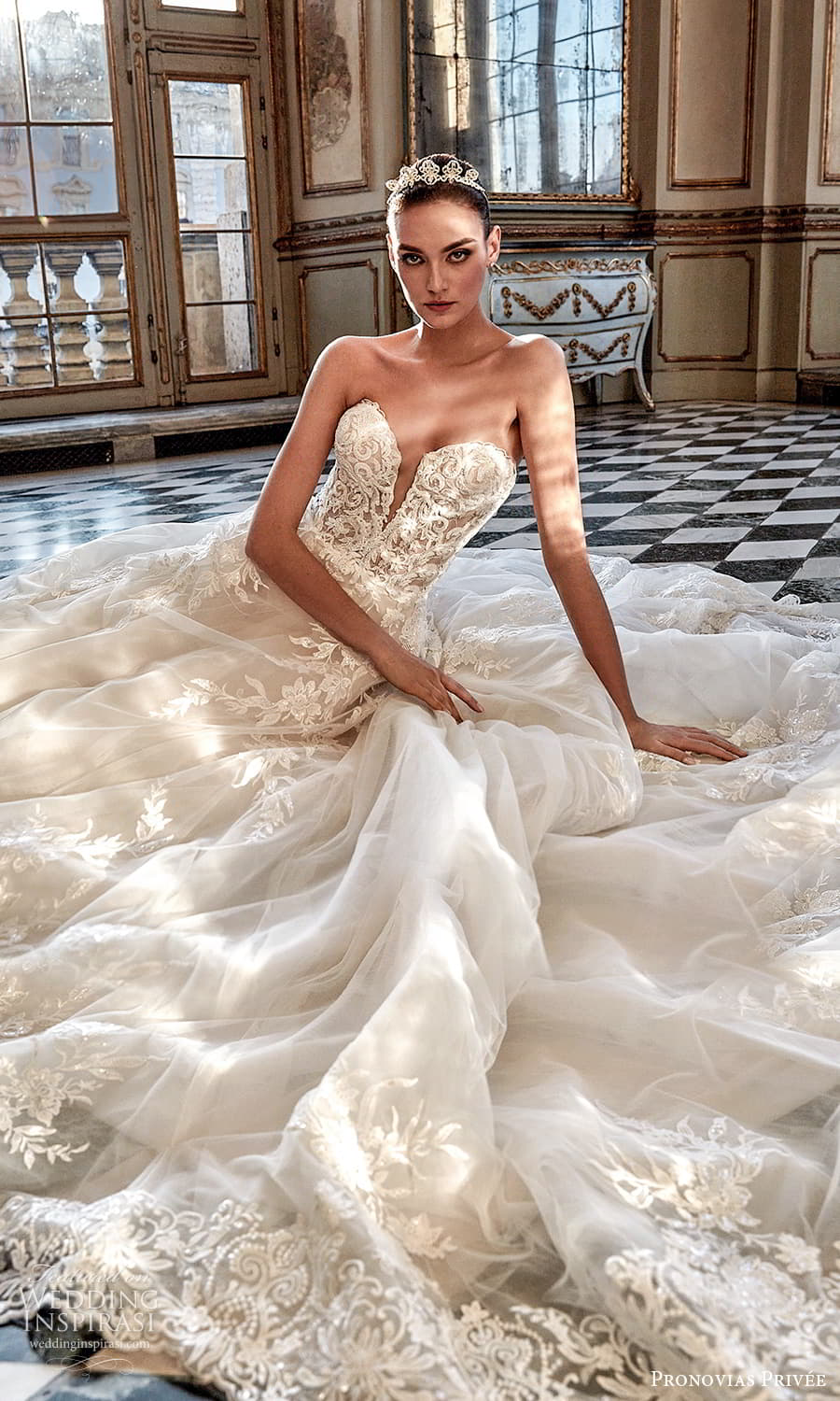 https://www.weddinginspirasi.com/wp-content/uploads/2024/01/pronovias-2024-privee-bridal-strapless-split-sweetheart-neckline-embellished-bodice-a-line-ball-gown-wedding-dress-chapel-train-3-zv.jpg