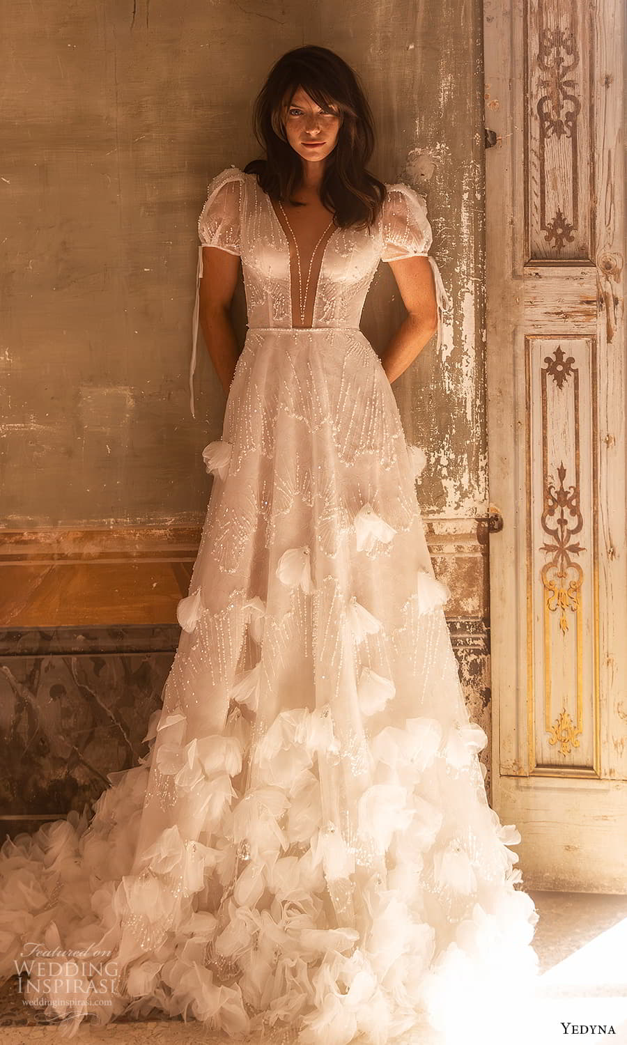 yedyna 2024 bridal sheer short puff sleeves plugning v neckling embellished bodice a line wedding dress chapel train (17) mv