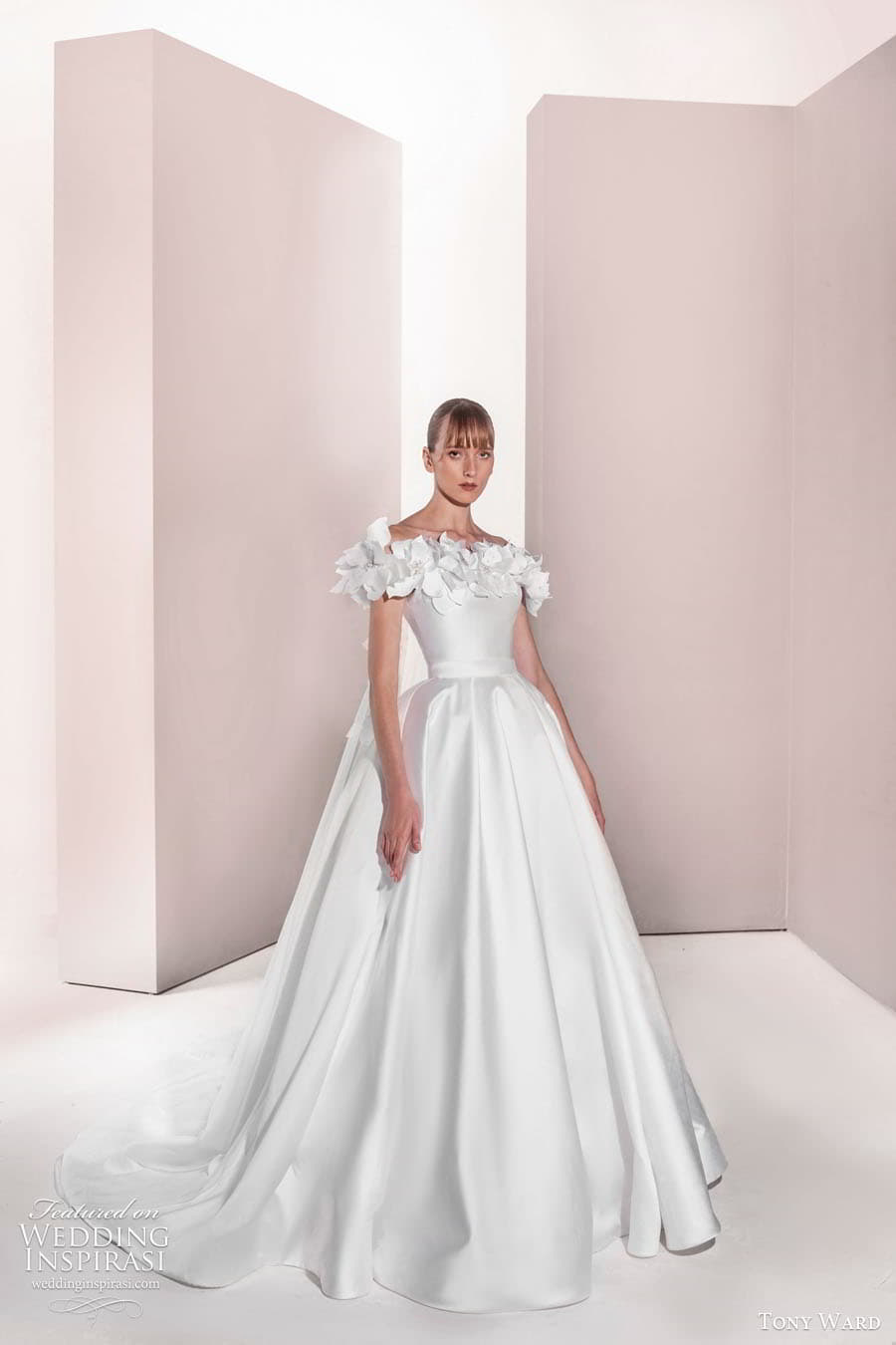 tony ward spring 2025 bridal off shoulder sleeve straight across crumbcatcher neckline embellished ball gown wedding dress chapel train pistil 19 mv