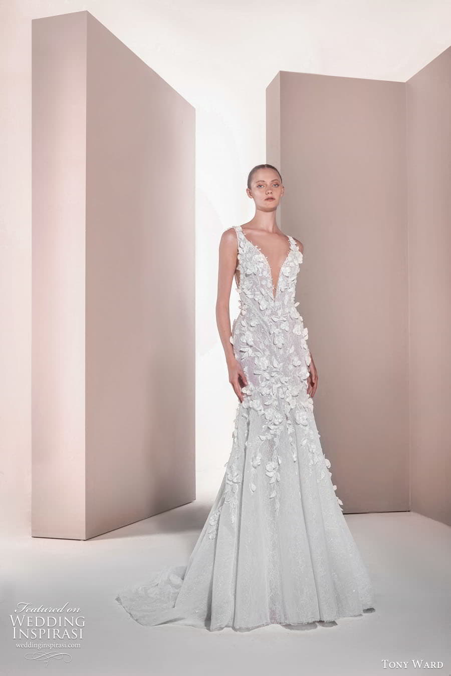 tony ward spring 2025 bridal sleeveless straps plunging v neckline embellished bodice fit flare mermaid wedding dress chapel train peony 29 mv